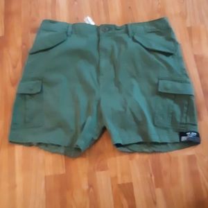 Mens Shorts PUNK ROYAL sz 38 Inseam 5" Green, Olive, Military, Punk b17